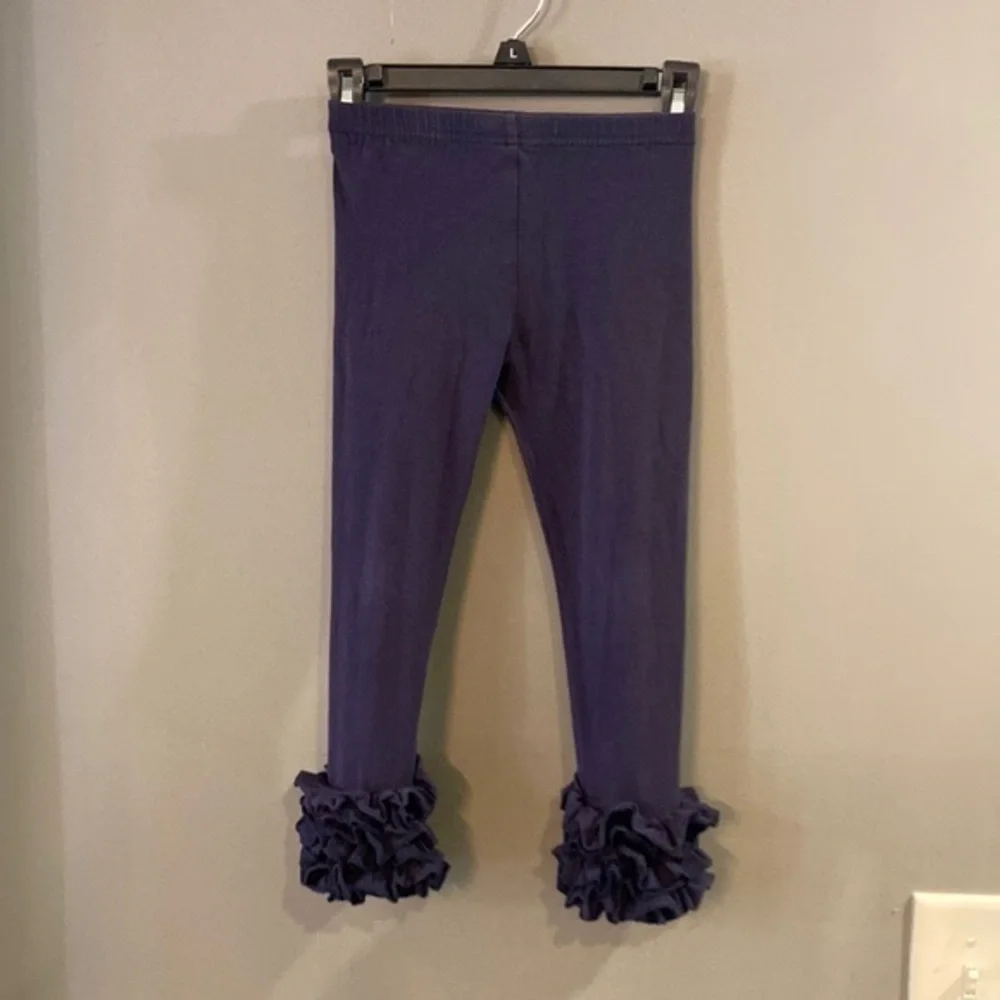 Navy Ruffle-bottom Leggings